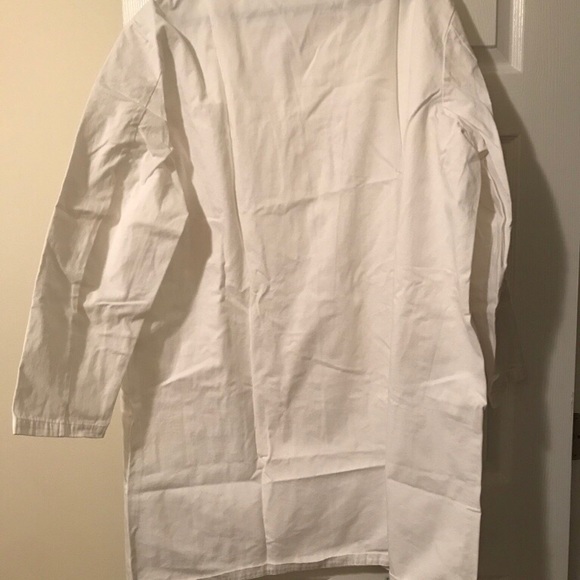 Plus Size Lab Coat - Picture 4 of 4